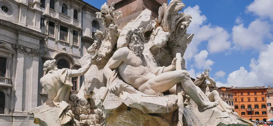 Fuente de los Cuatro Ríos de Bernini en Piazza Navona, Roma