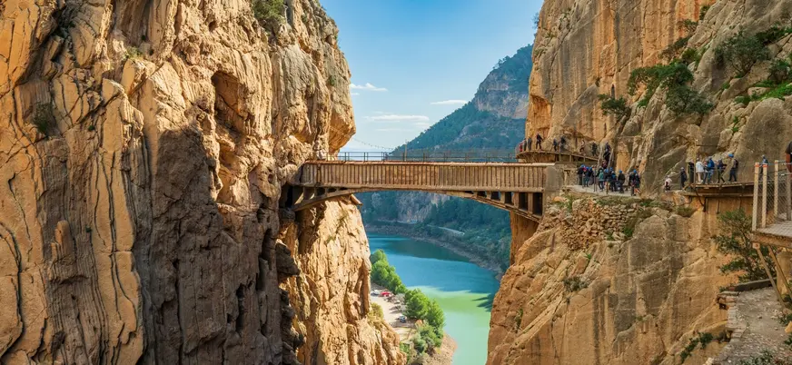Pasarela y puente del Caminito del Rey en El Chorro, Málaga