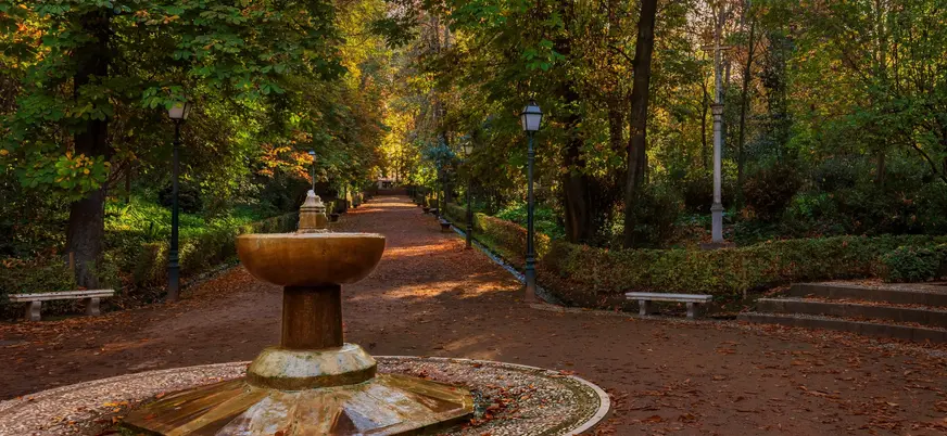 Fuente en los bosques de la Alhambra