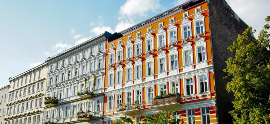 Fachada de edificio clásico en Berlín