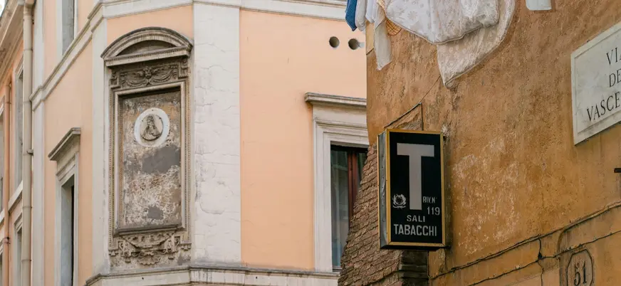 Letrero de Tabacchi en Trastevere, Roma