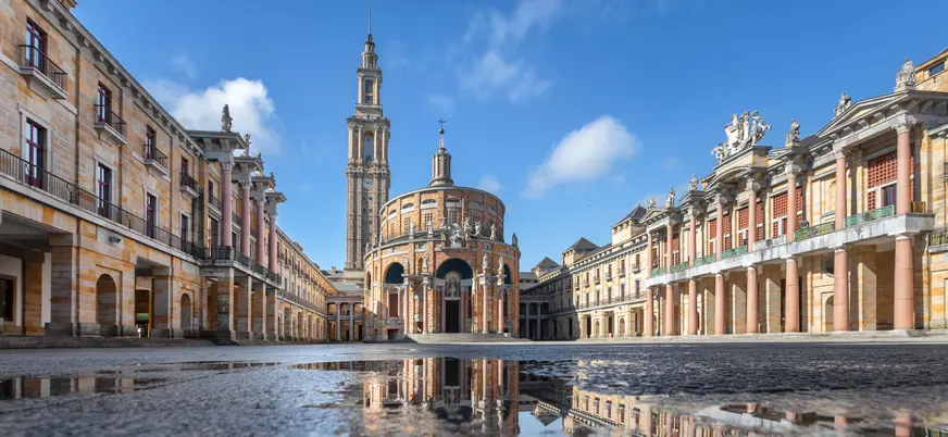 Universidad Laboral en Gijón Asturias