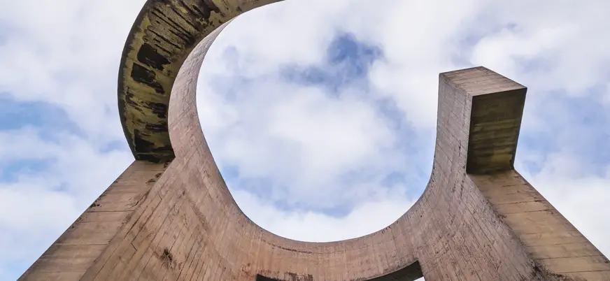 Escultura Elogio del Horizonte en Gijón