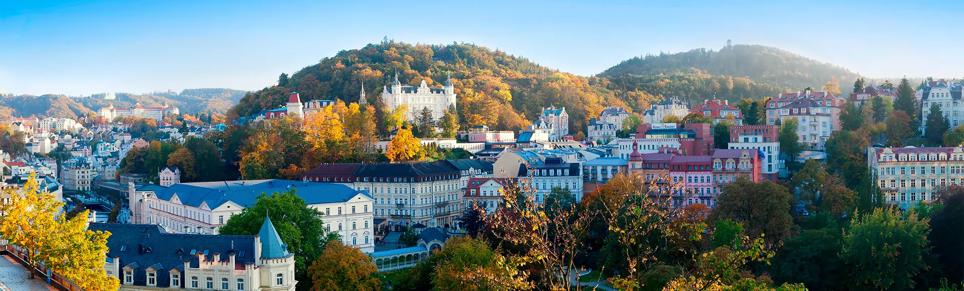 Vista aérea de Karlovy Vary - Excursión a Karlovy Vary - Actividades y Excursiones en español en Praga - Buendía 
