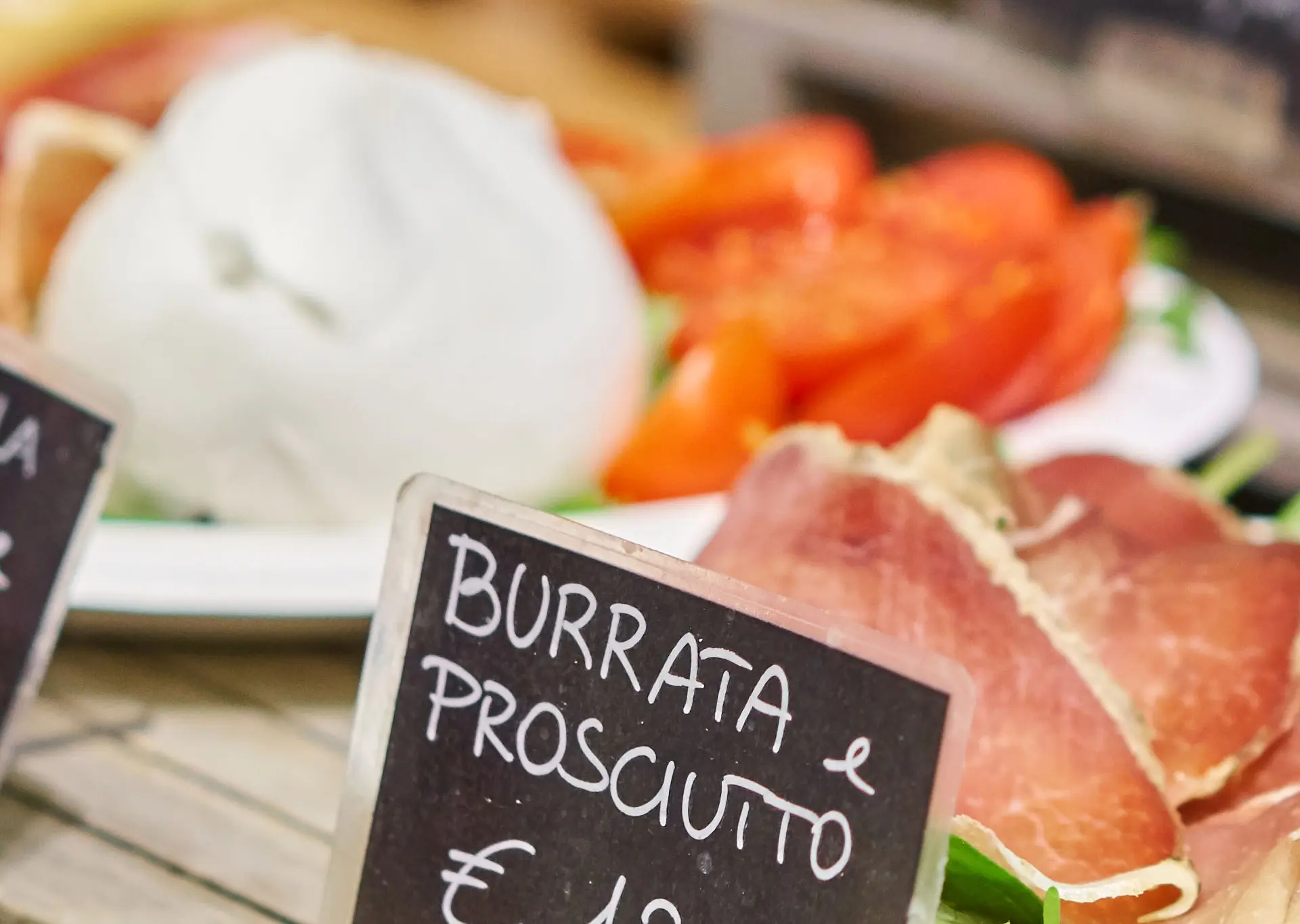 Productos gastronómicos típicos toscanos y florentinos - Tour Gastronómico en el barrio de San Lorenzo de Florencia - Buendía Tours Italia