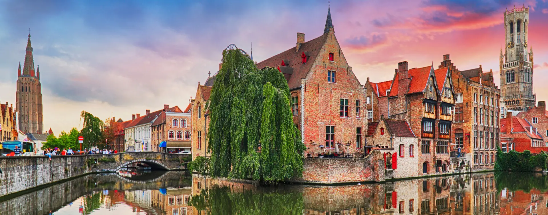 Paseo en barca por los canales de Brujas - Buendía Bélgica 