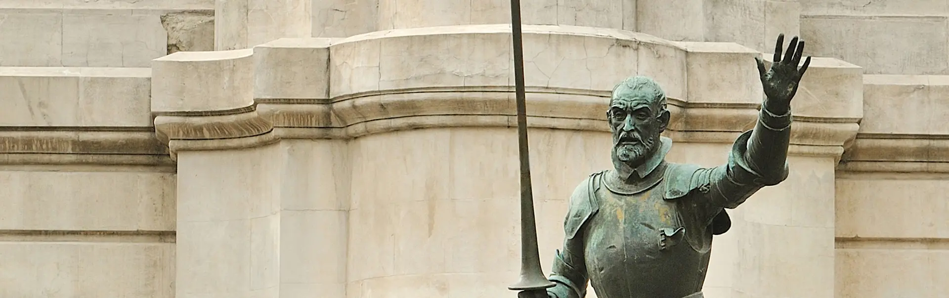 Estatua de Don Quijote de la Mancha - Free tour, excursión, visita guiada, experiencias en Ciudad Real - Buendía Castilla la Mancha