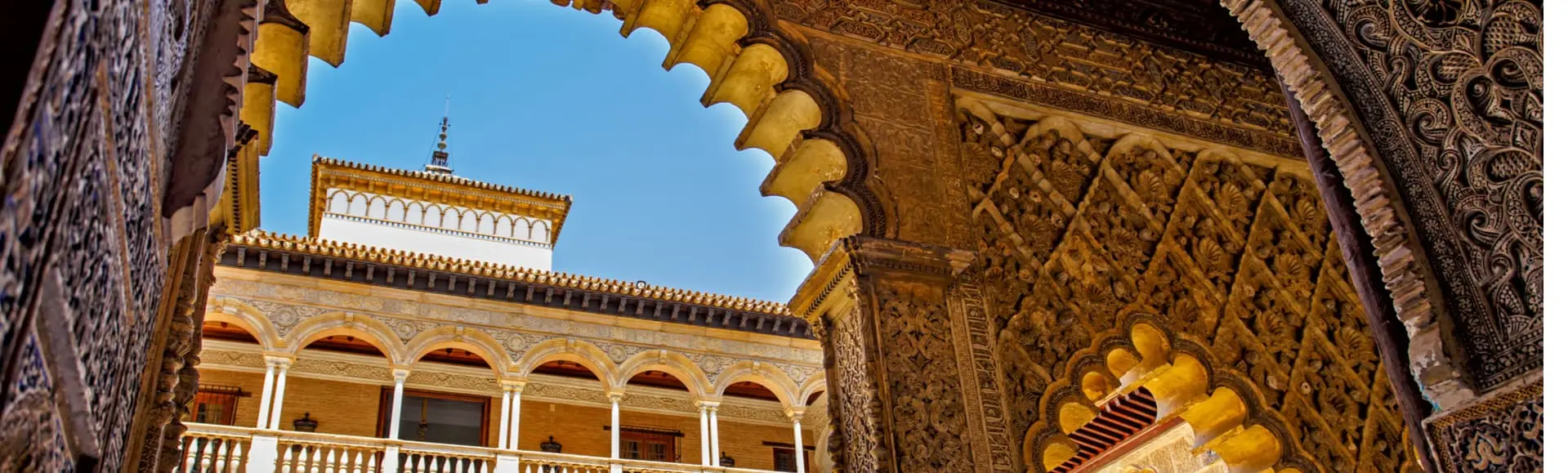 Muestra de la arquitectura mudéjar de los Reales Alcázares de Sevilla-Entrada Real Alcázar de Sevilla - Actividades, entradas y excursiones en Sevilla Buendía 