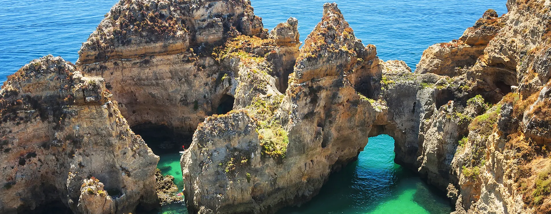 Excursión en Barco por las Grutas de Ponta da Piedade - Actividades y Excursiones Buendía Algarve, Portugal