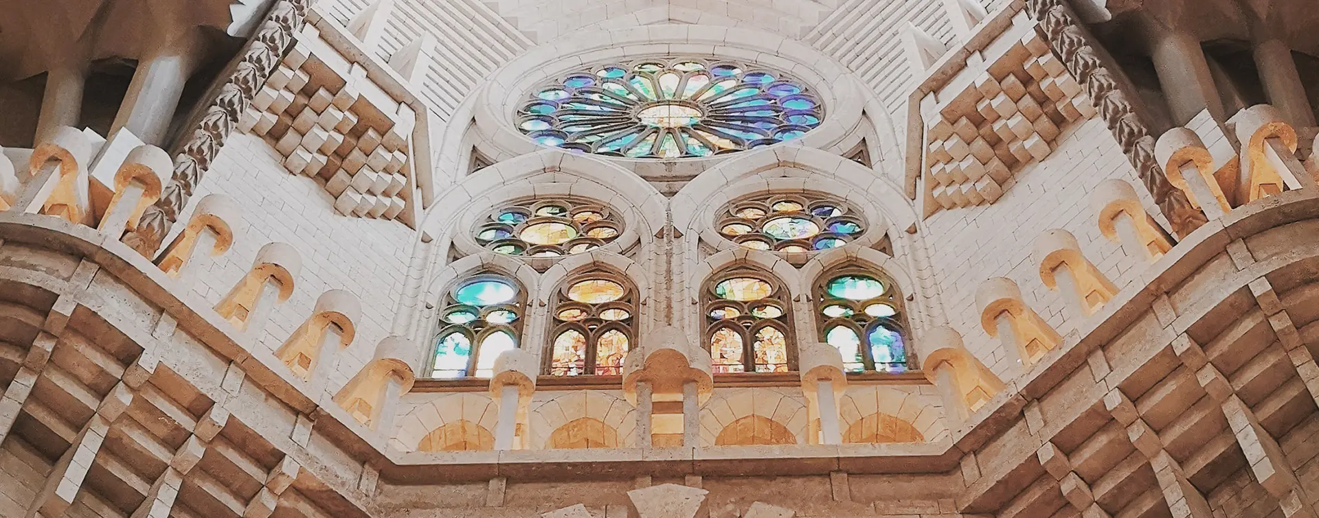 Tour por la Sagrada Familia con Entradas sin cola - Actividades y Excursiones Buendía Barcelona, Cataluña