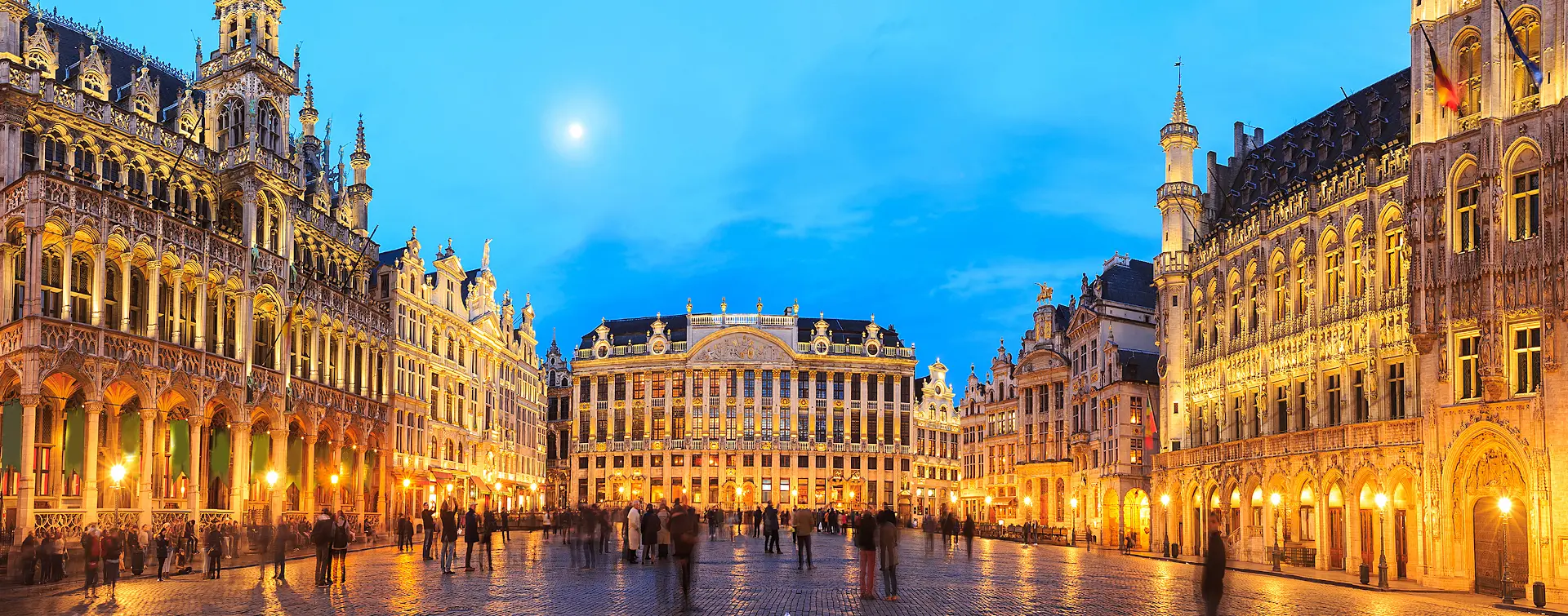 Grand place de Bruselas al atardecer - Free Tour Bruselas nocturno - Visitas guiadas y Excursiones Buendía Bélgica 