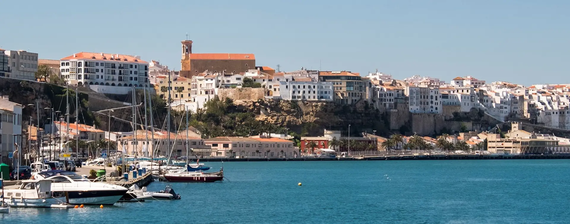 Paseo en catamarán por Mahón - Actividades Menorca - Buendía 
