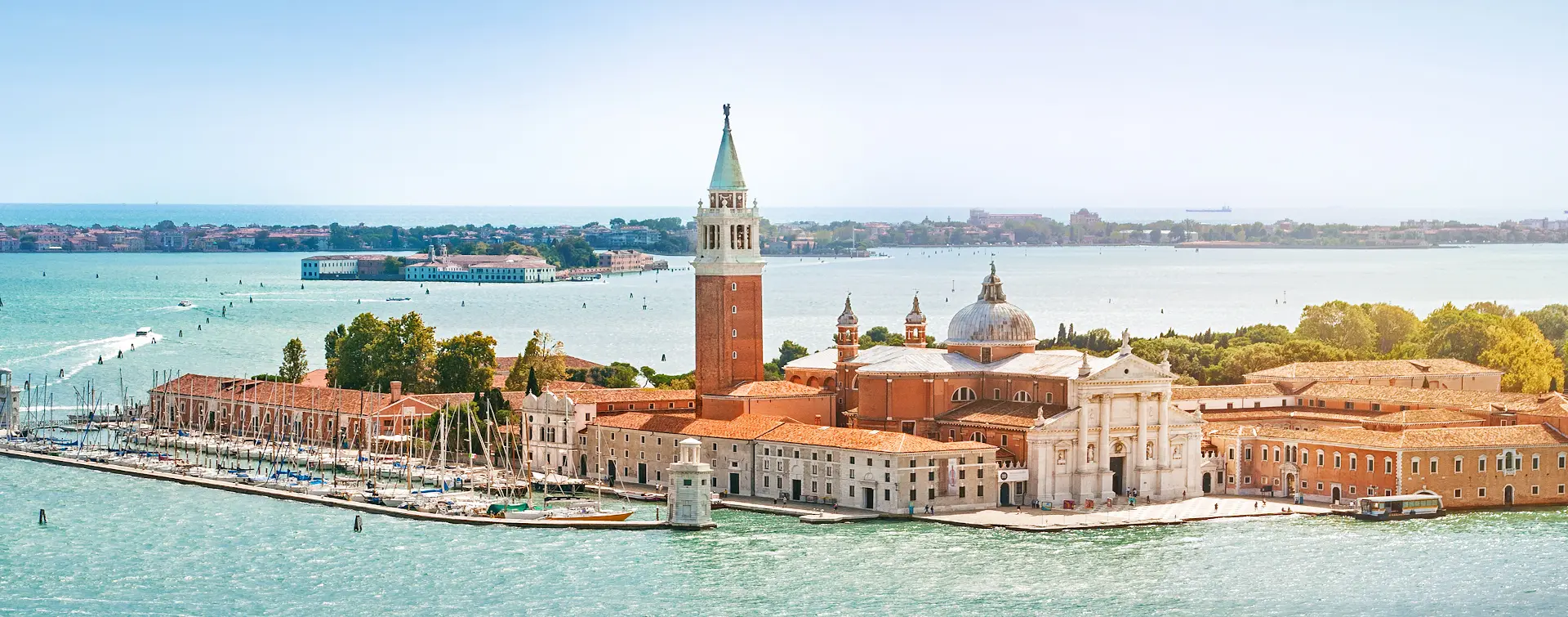 Tour Panorámico en Barco por Venecia - Visitas guiadas y Excursiones en español Buendía Italia