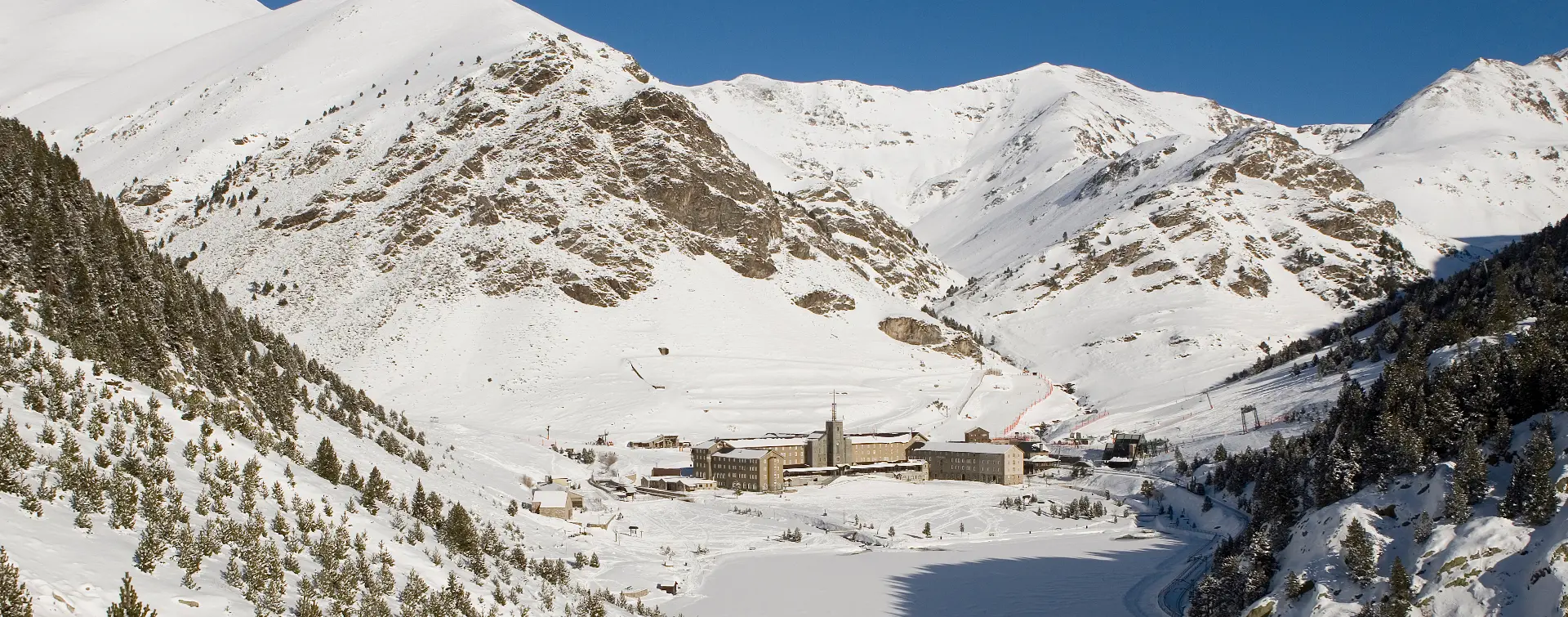 Panorámica del Vall de Núria - Experiencias, Actividades, Turismo activo, Ocio al aire libre - Girona - Buendía 