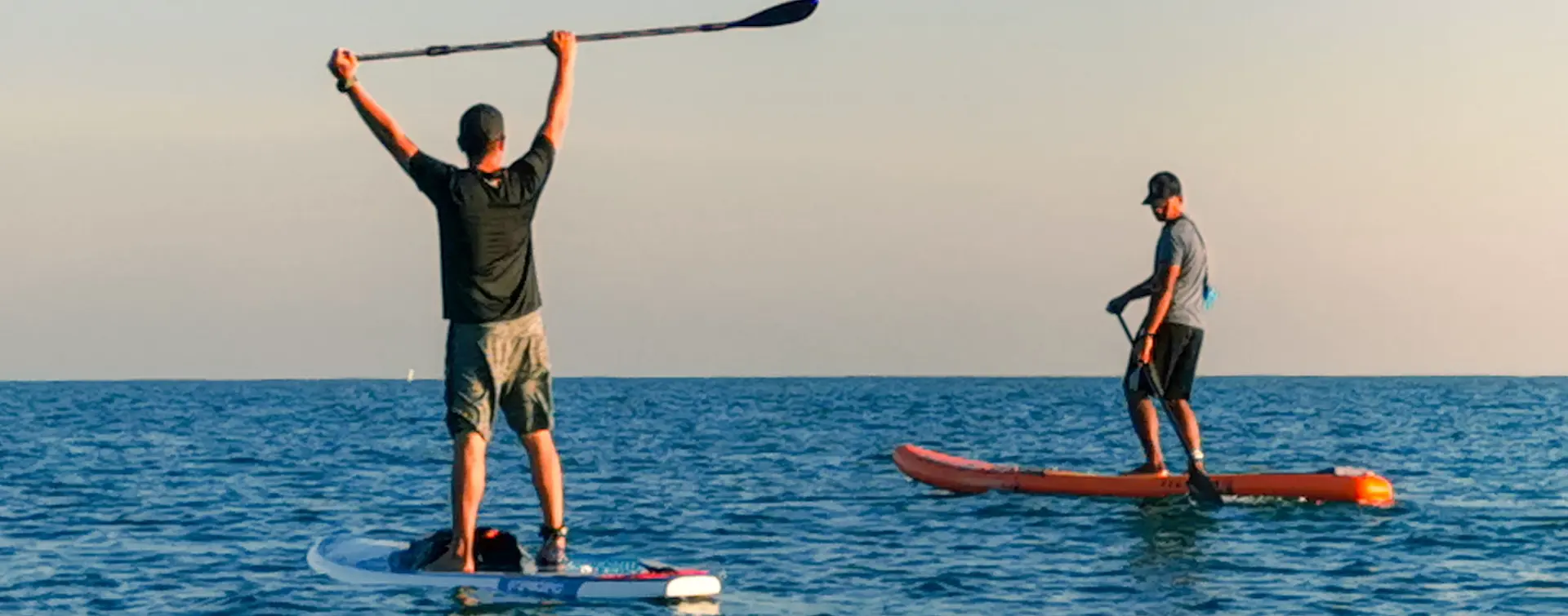 Clase grupal de Paddle Surf en Caleta de Fuste