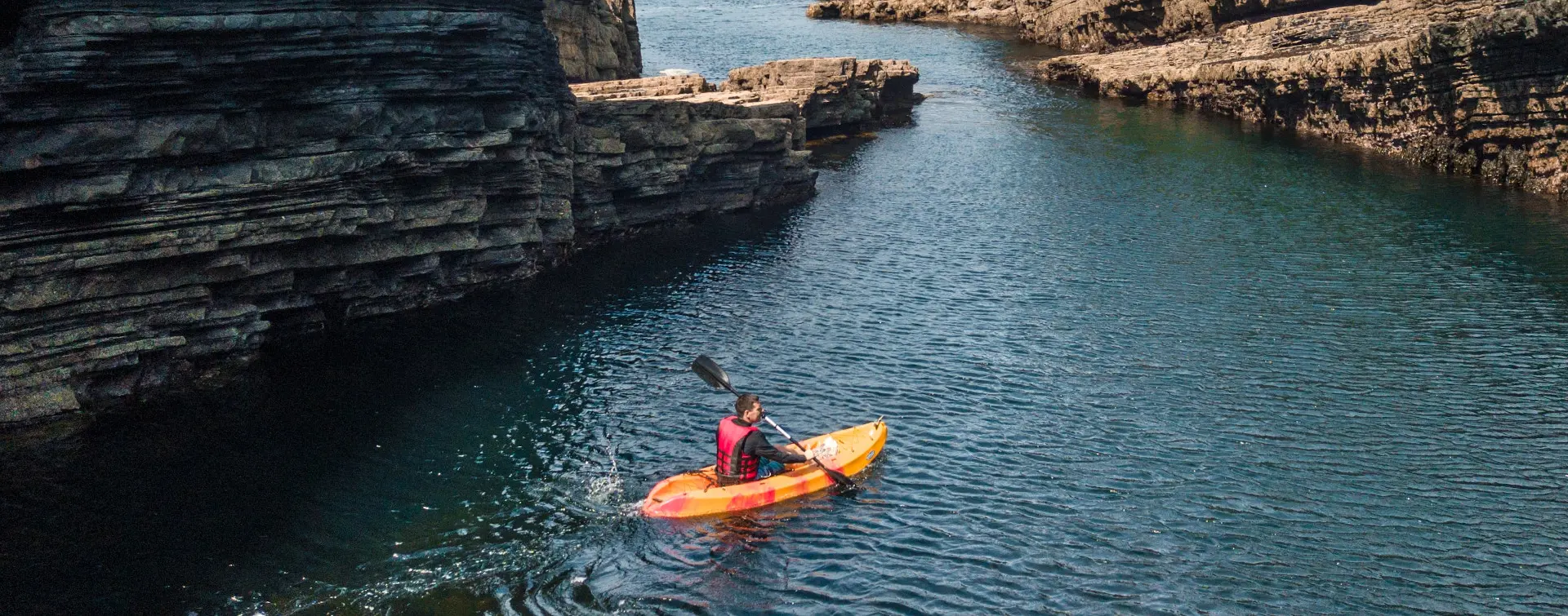 Excursión en kayak a Cala Granadella en Jávea