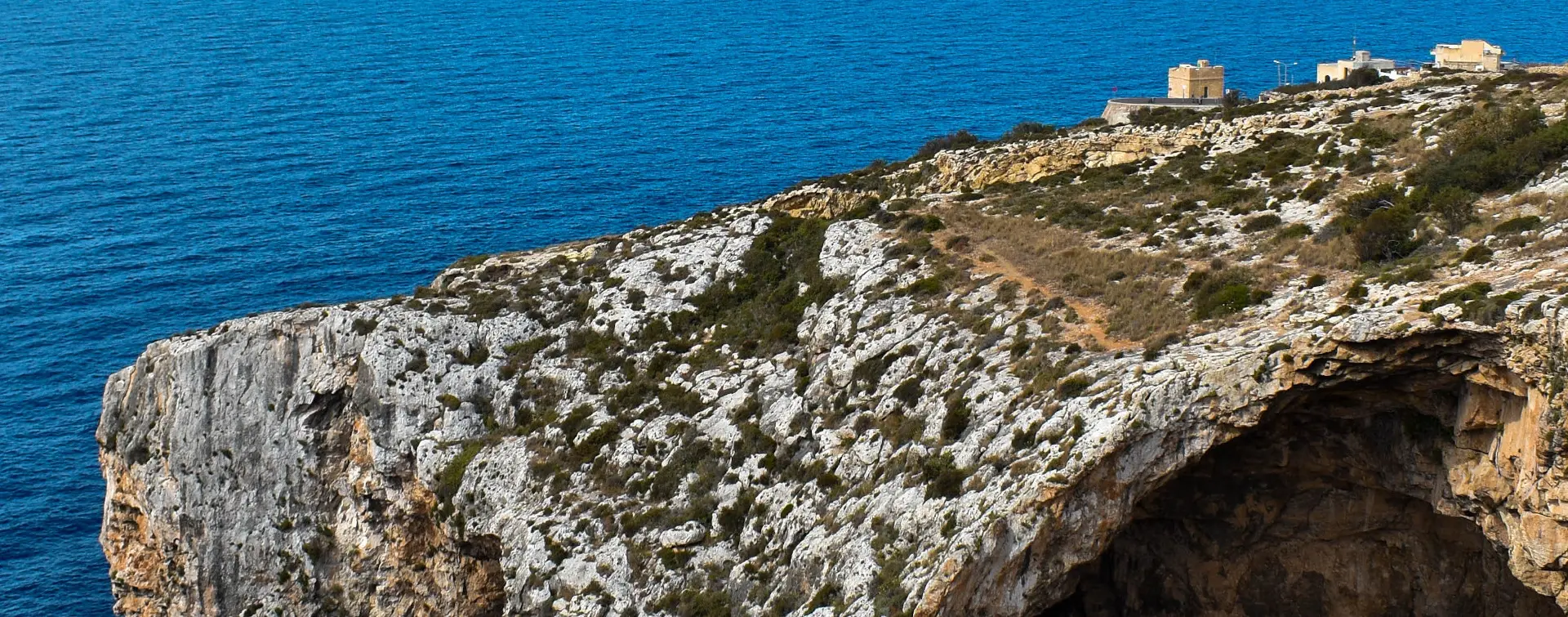 Excursión a Marsaxlokk y la Gruta Azul