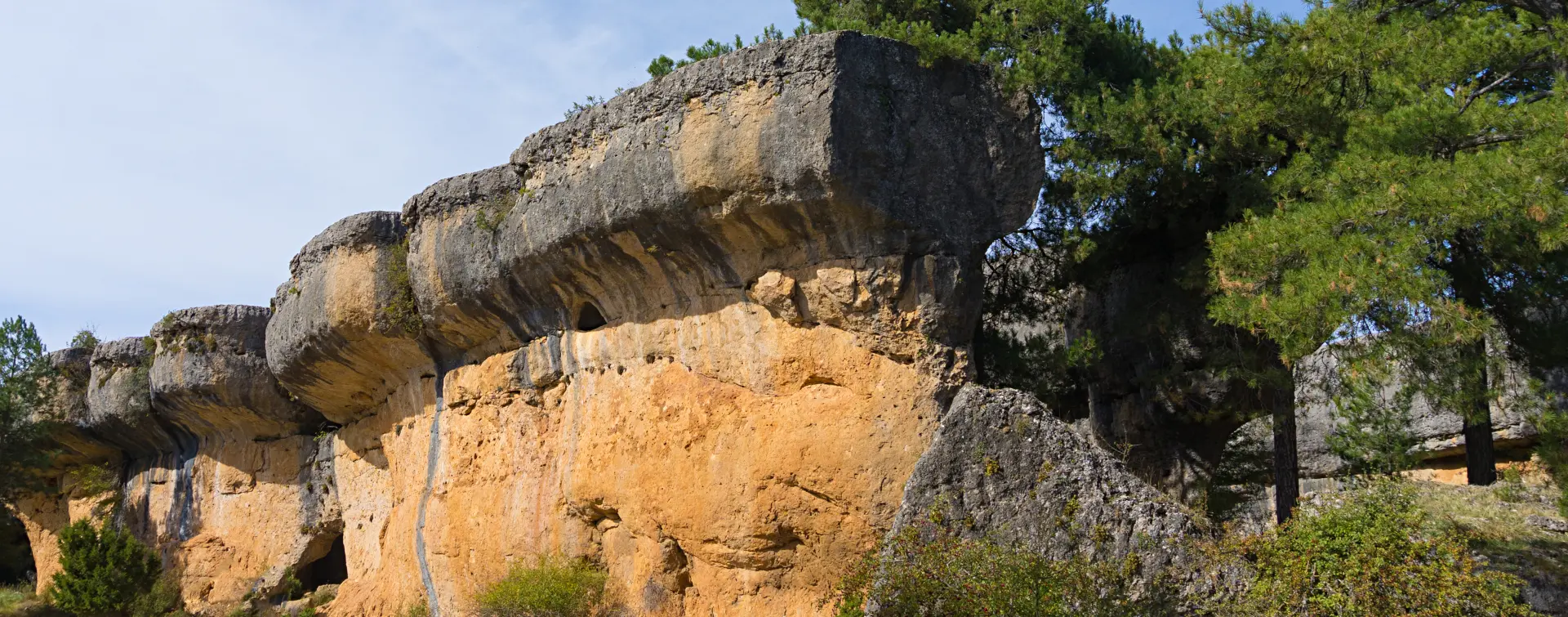Visita Guiada a la Ciudad Encantada de Cuenca- Actividades y Excursiones en Cuenca Buendía Tours