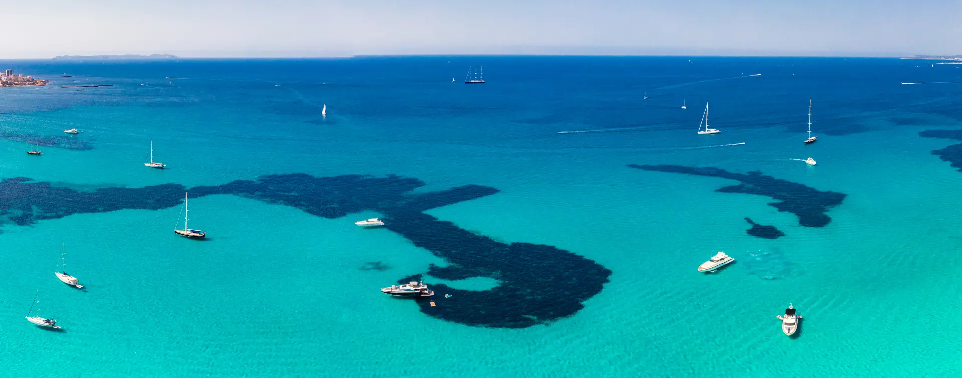 Excursión en Catamarán a Es Trenc y Es Cargol desde Sant Jordi