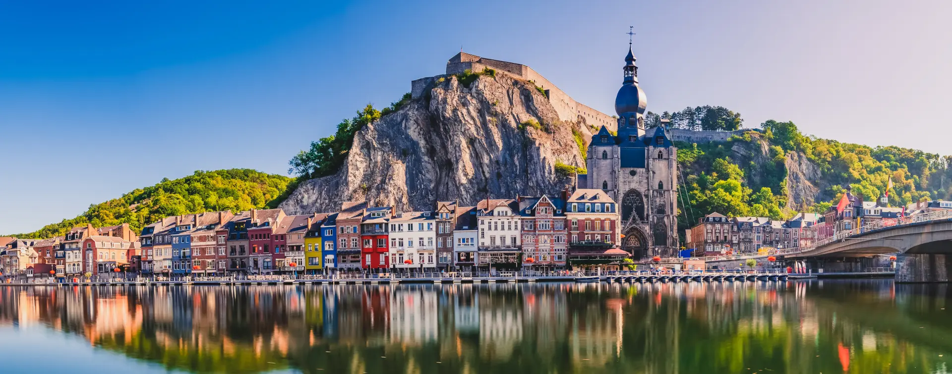 Excursión a Dinant y Namur en tren desde Bruselas