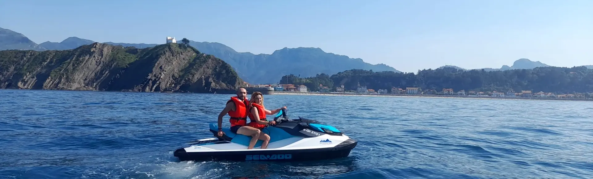 Excursión en moto de agua en Ribadesella 