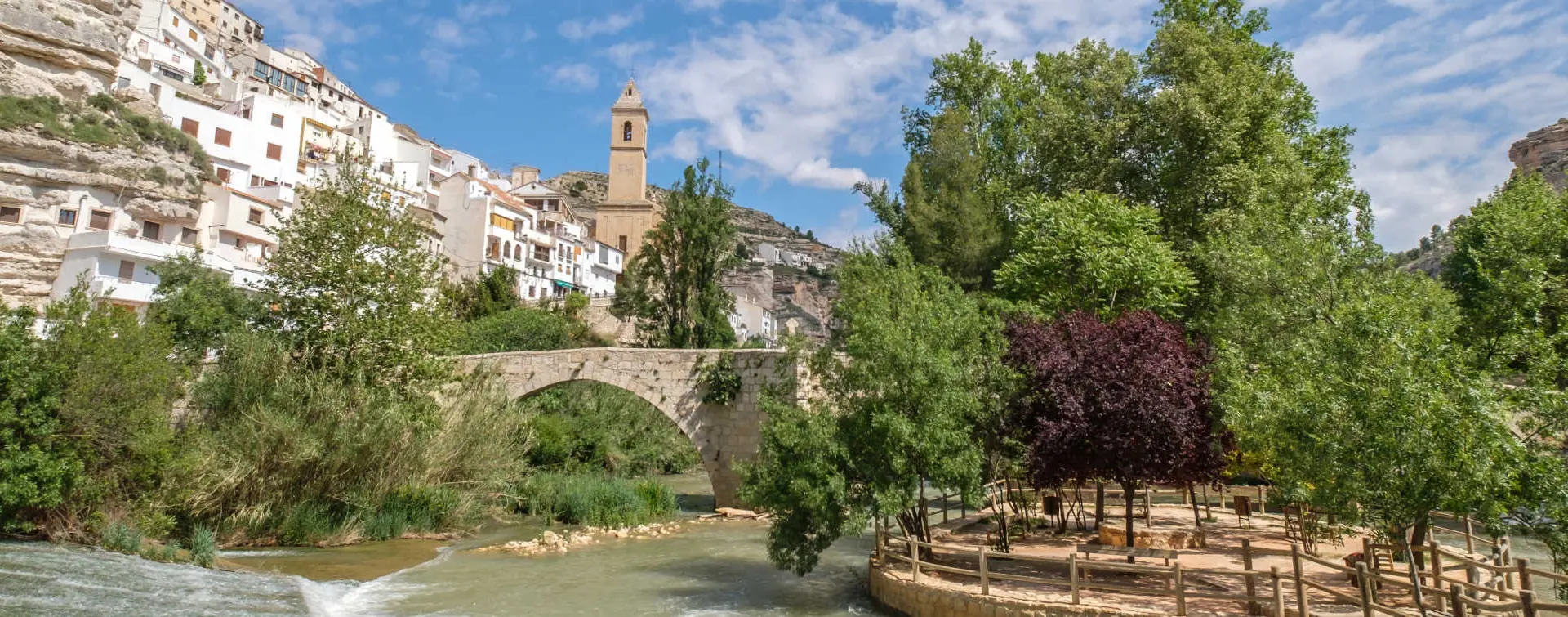 Tour a pie por Alcalá del Júcar