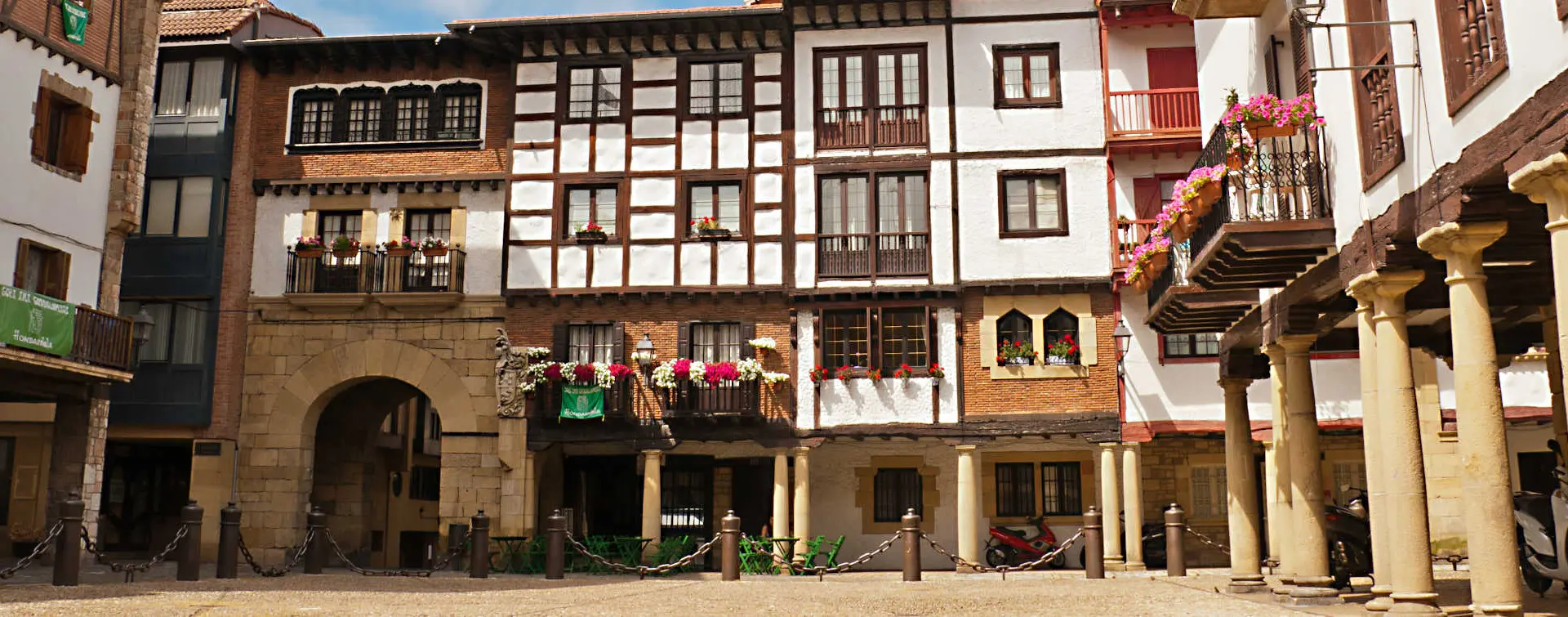 Visitar Hondarribia, Fuenterrabía, provincia de Guipúzcoa, País vasco, España