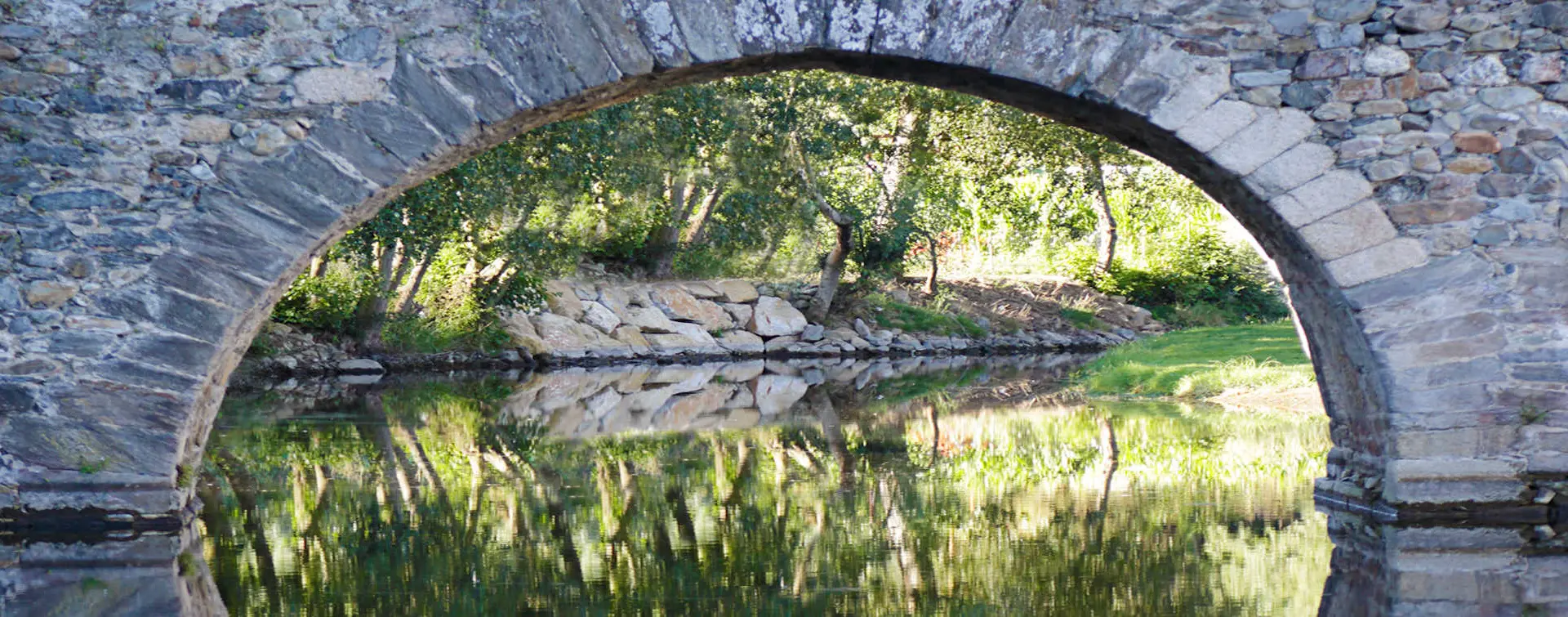 Tour a pie por Molinaseca