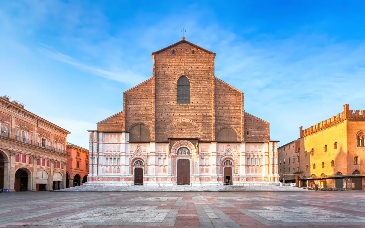 La Basílica de San Petronio en la Piazza Maggiore.