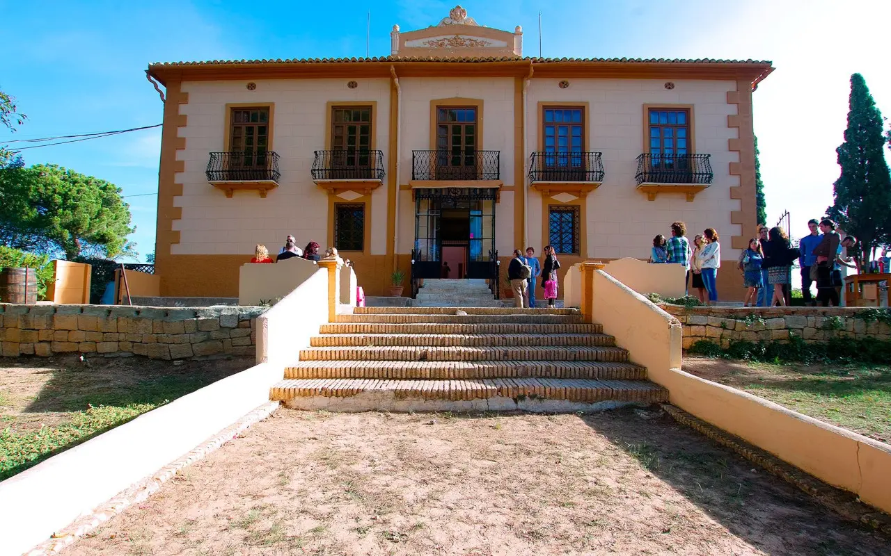 Bodegas Utiel-Requena, el lugar donde aprenderás todos los secretos del vino.