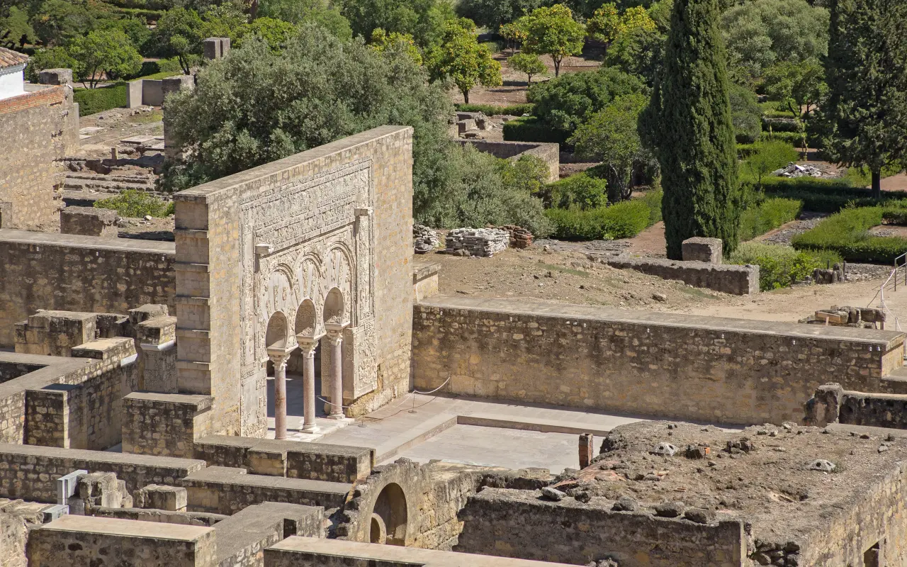 Vistas aéreas de las ruinas de Medina Azahara, uno de los yacimientos más importantes de la región.