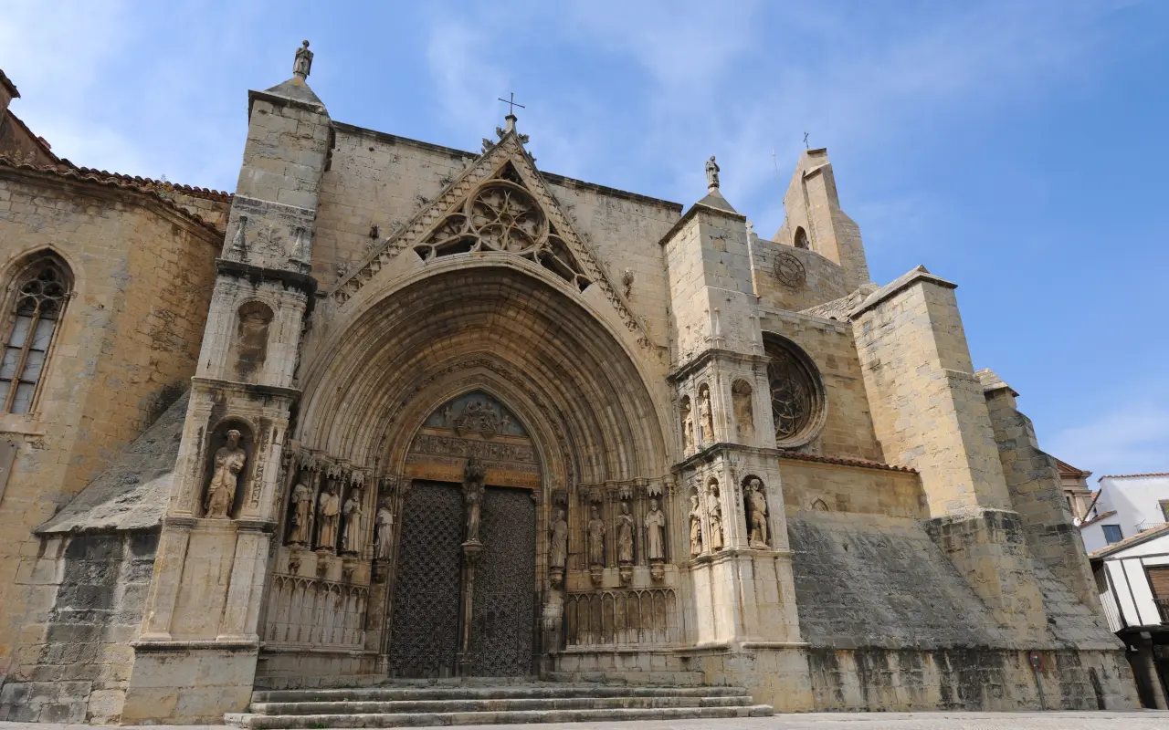La iglesia de Santa María la Mayor es uno de los monumentos más importantes de Morella.