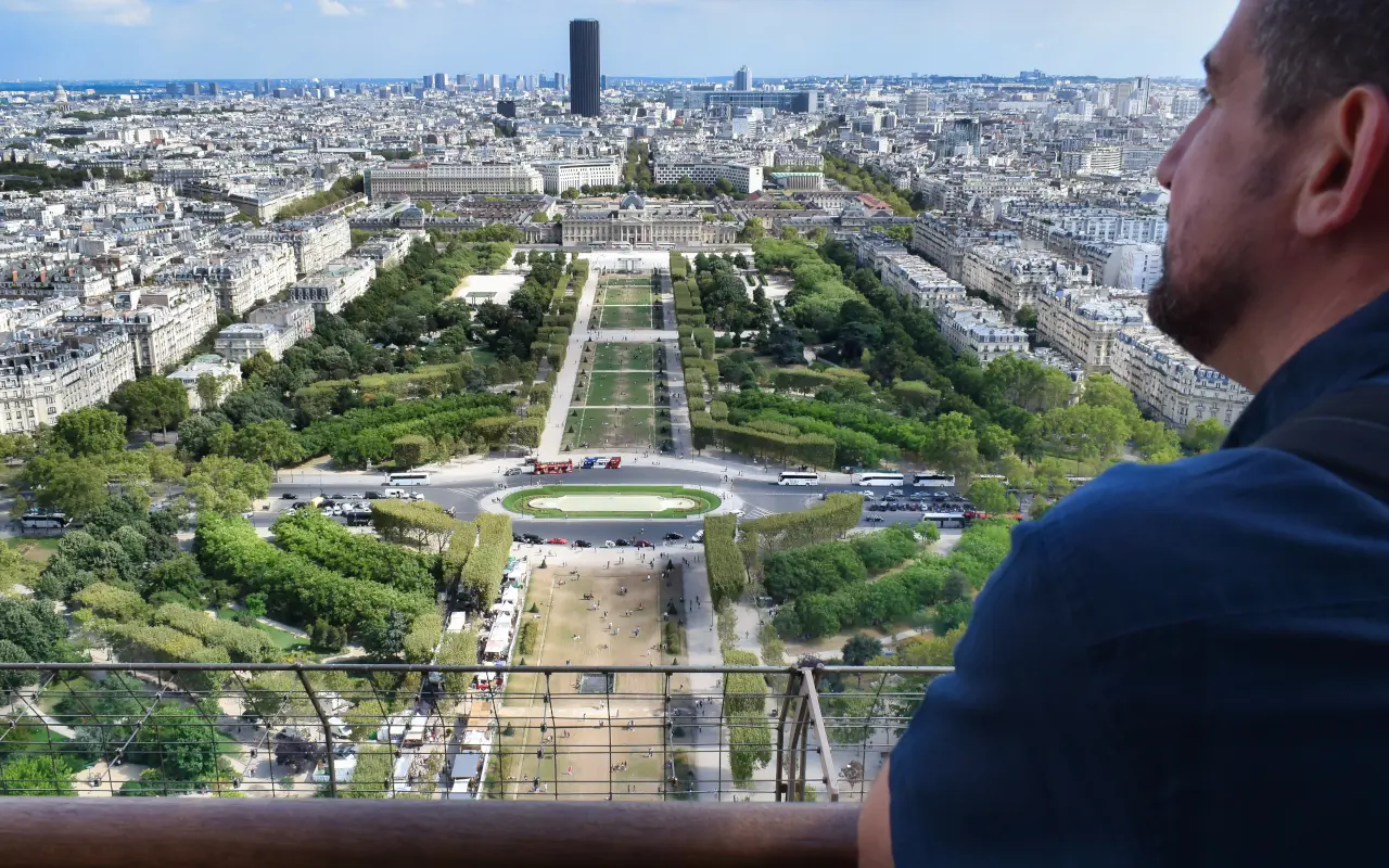 Vistas desde el segundo piso de la Torre Eiffel.