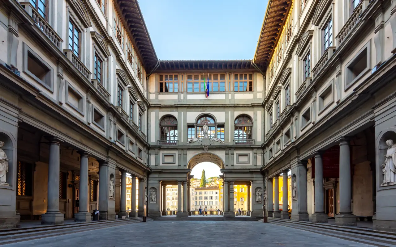 Vista general de la Galería Uffizi, uno de los museos más emblemáticos de Florencia.