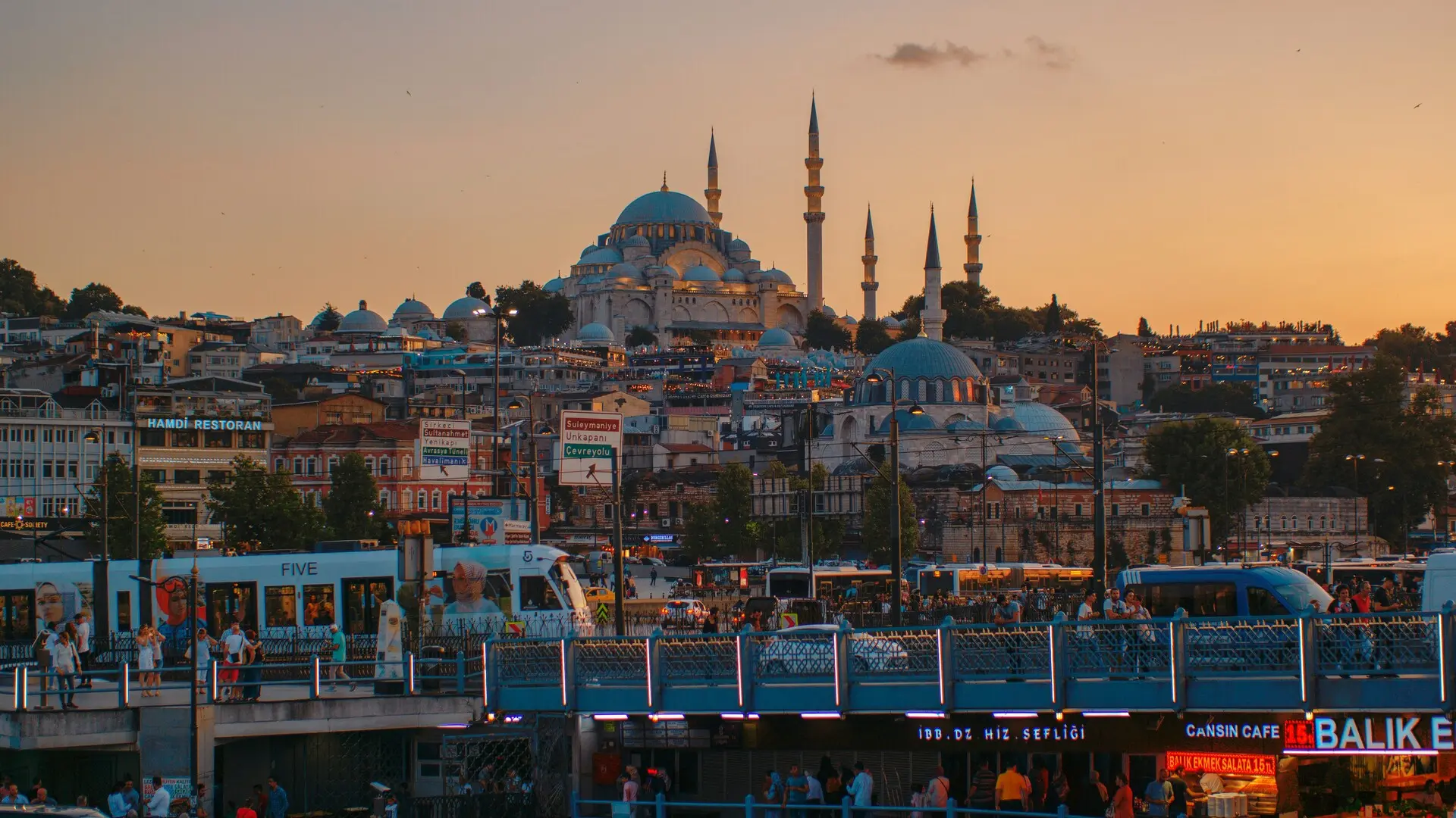 00-HERO-estambul.jpg string