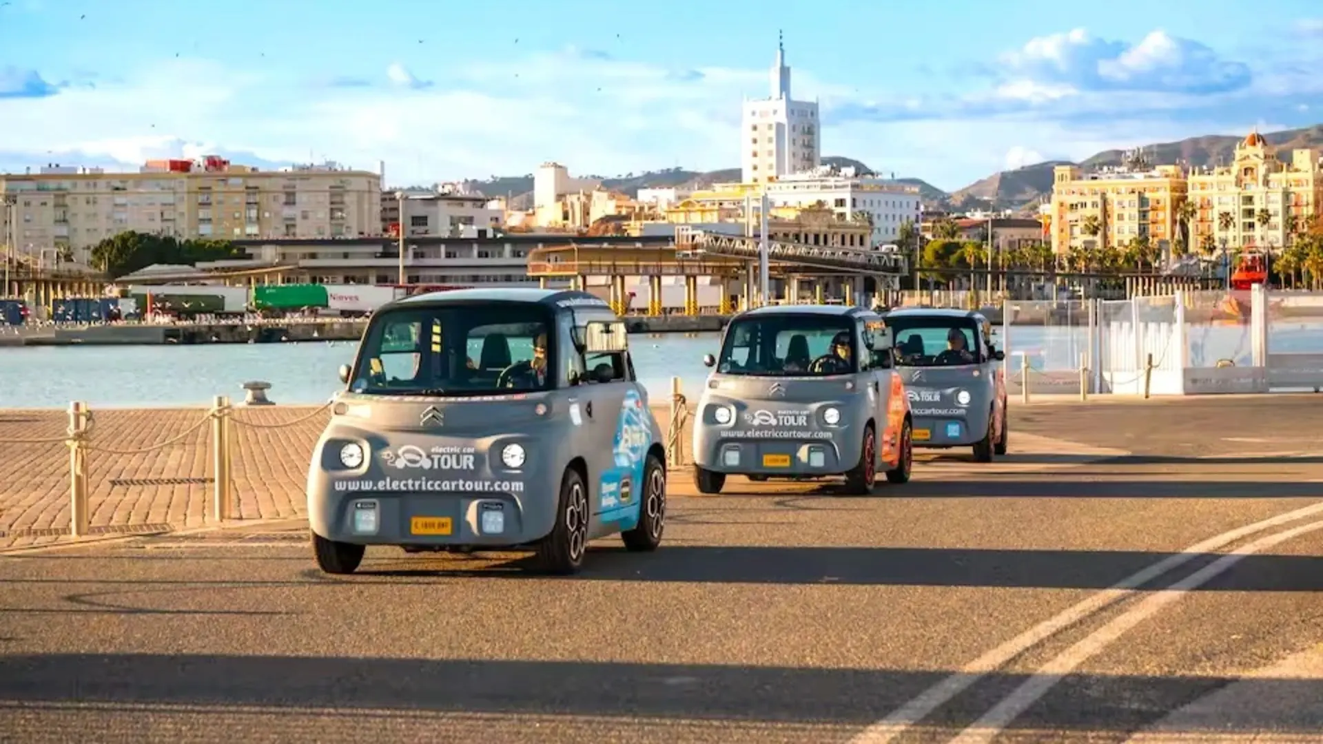 Tour por las Cuevas del Tesoro de Málaga en coche eléctrico
