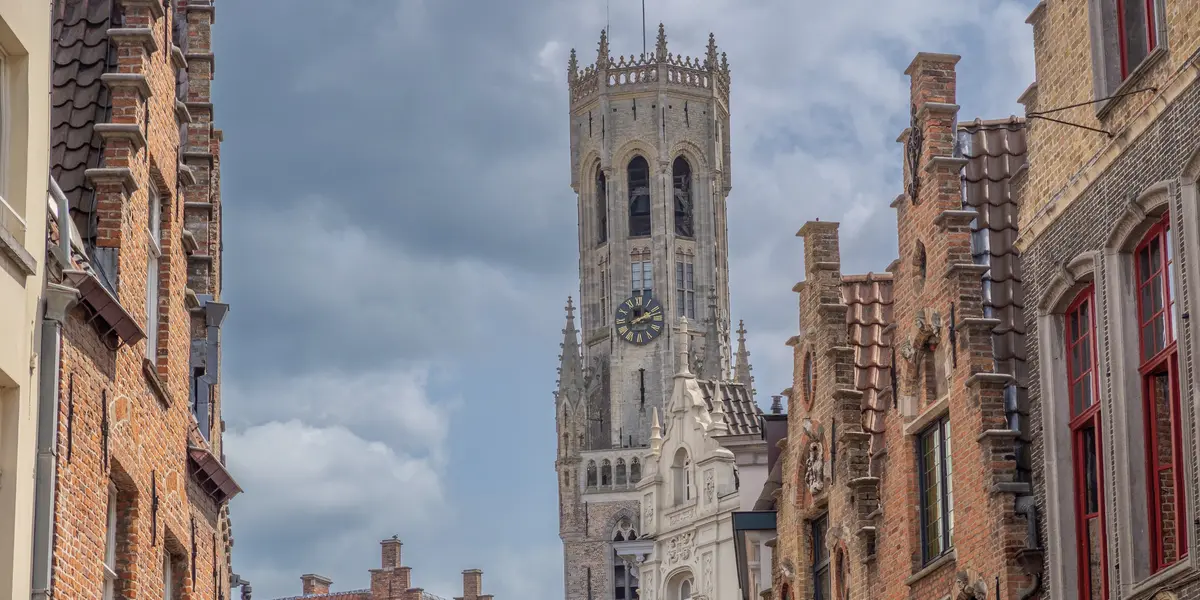 Torre en Brujas Bélgica