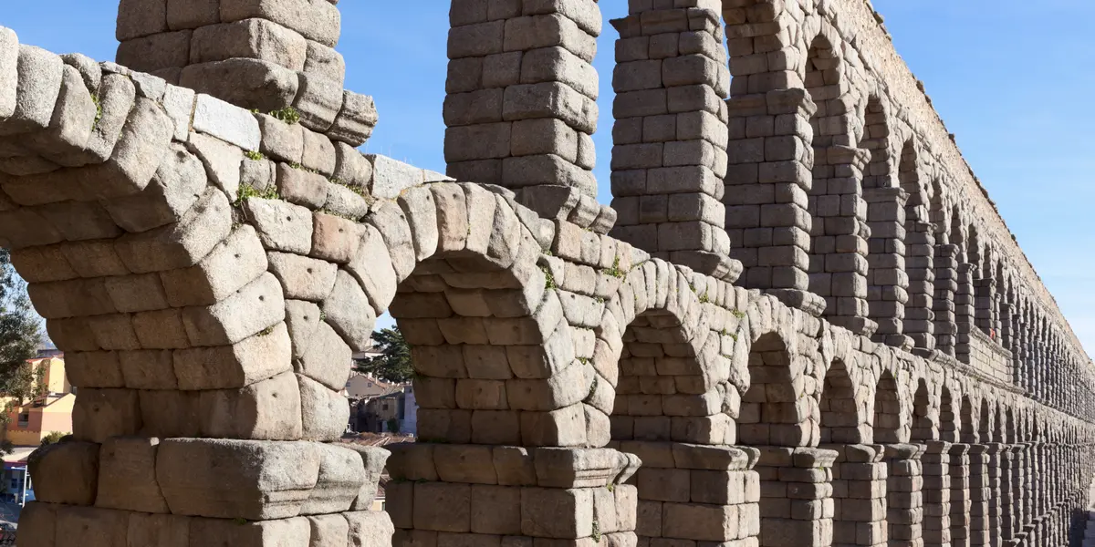 Imagen detalle del Acueducto de Segovia