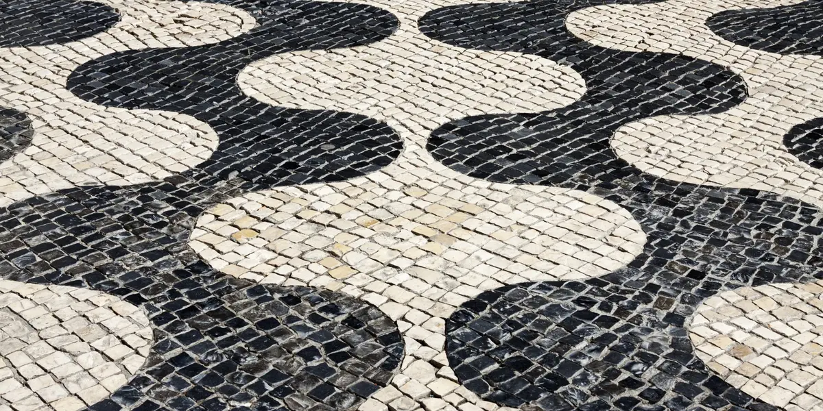 Detalle de la Calçada Portuguesa