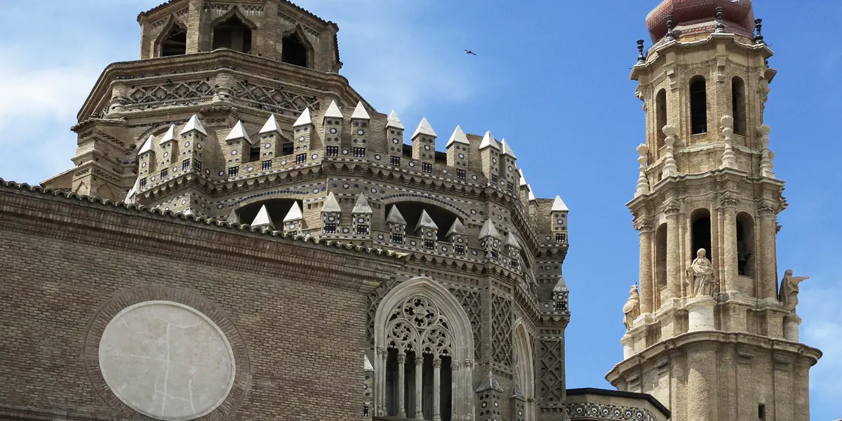 Detalle de la Seo del Salvador Zaragoza