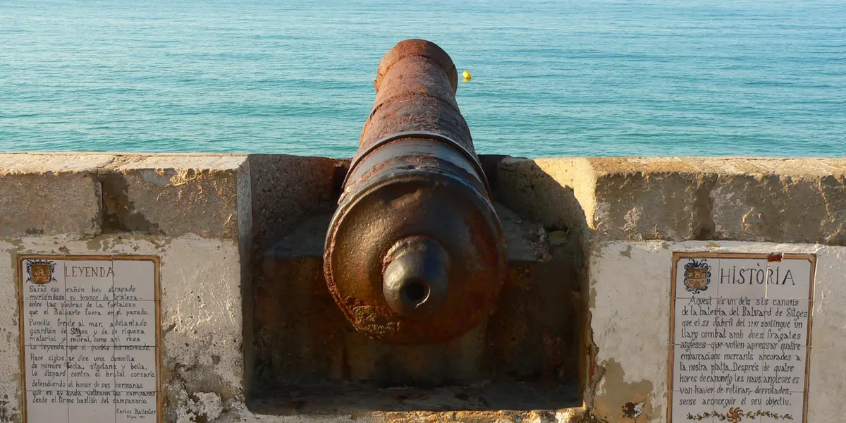 Imagen de los cañones de Sitges