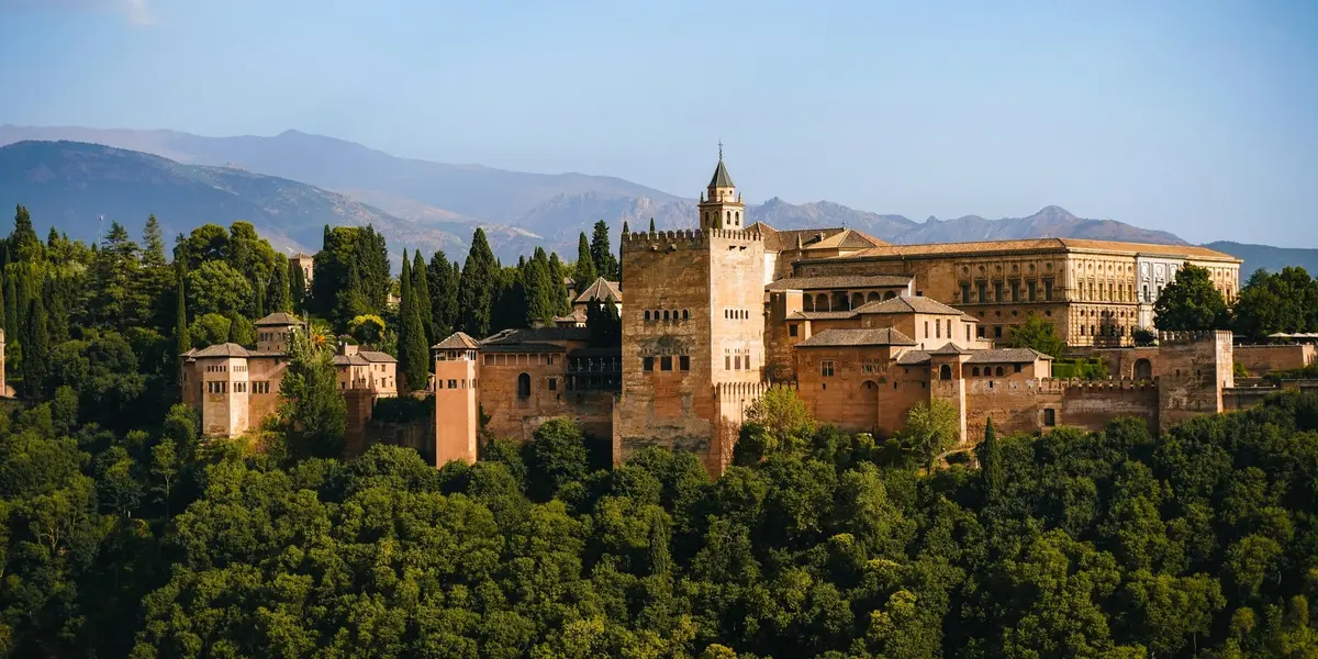 Vista panorámica de la Alhambra de Granada