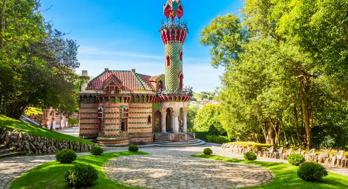 Capricho de Gaudí, Comillas