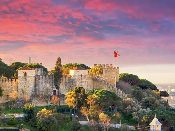 Free tour Alfama y Mouraria: historia y hechos modernos - buendía