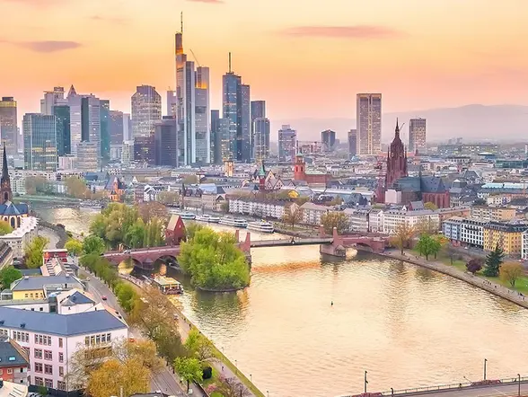 Panorámica de Frankfurt - Free Tour Frankfurt - Actividades y Excursiones en español en Frankfurt - Buendía