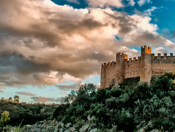 Excursión a los orígenes templarios y al Castillo de Almourol desde Lisboa - buendía