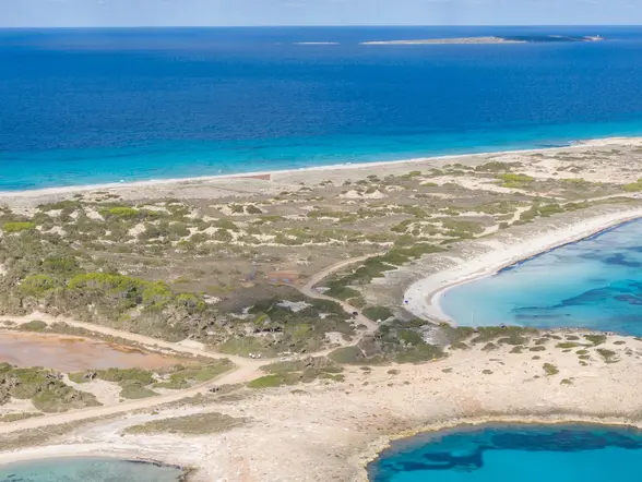 Desde Ibiza: Excursión a Es Vedrá y Formentera