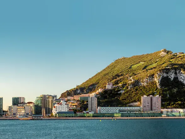 Gibraltar y su Peñón - Excursión a Gibraltar con vistas al Peñón desde Málaga - Excursiones y Actividades en Málaga - Buendía 