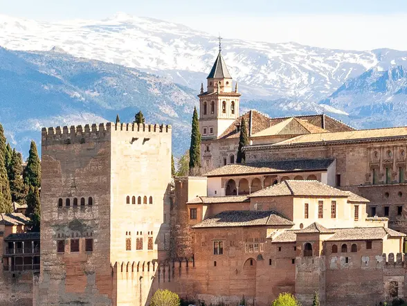 Alhambra en Granada - Excursión a Granada y la Alhambra desde Málaga - Buendía Andalucía