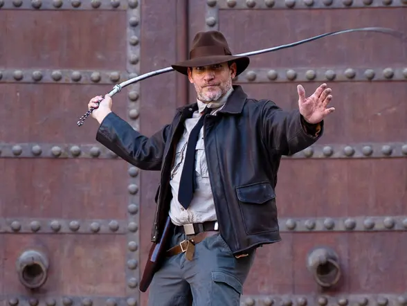 Actor en Valencia Indiana Jones - La Última Cruzada de Indiana Tour - Excursiones y Actividades en Valencia - buendía